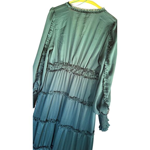 Gorgeous GREEN dress!!!  The color of fall!! - Picture 2 of 8